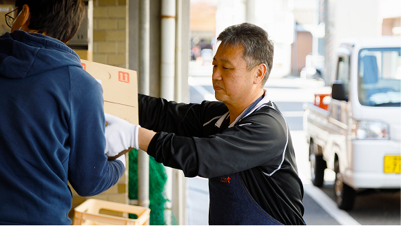 イメージ：お酒にとどまらない、豊富な情報から飲食店経営をサポート