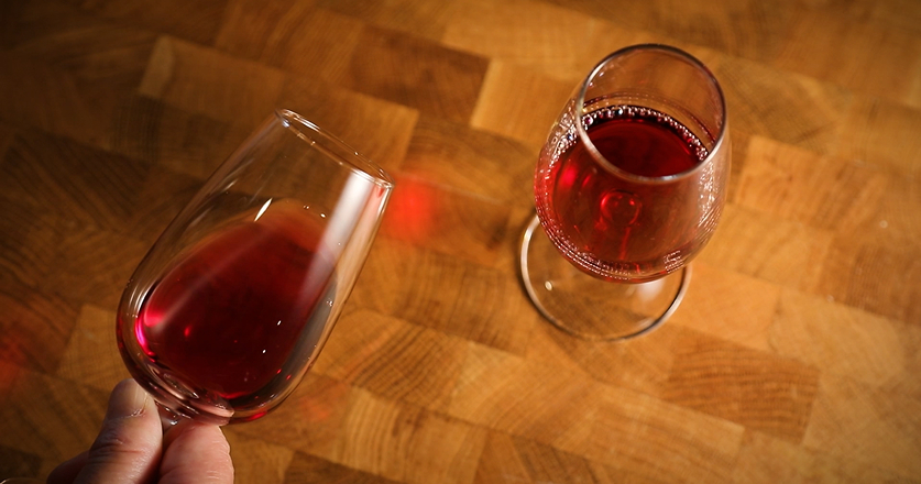 イメージ：知識豊富なスタッフによるソムリエ＆ワインエキスパート資格取得講座を開講