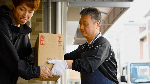 イメージ：仲間同士で高め合う